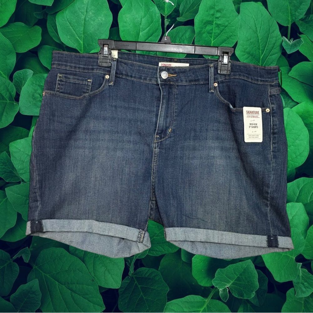 Signature by Levi Strauss Blue Jean Shorts Relaxed Fit